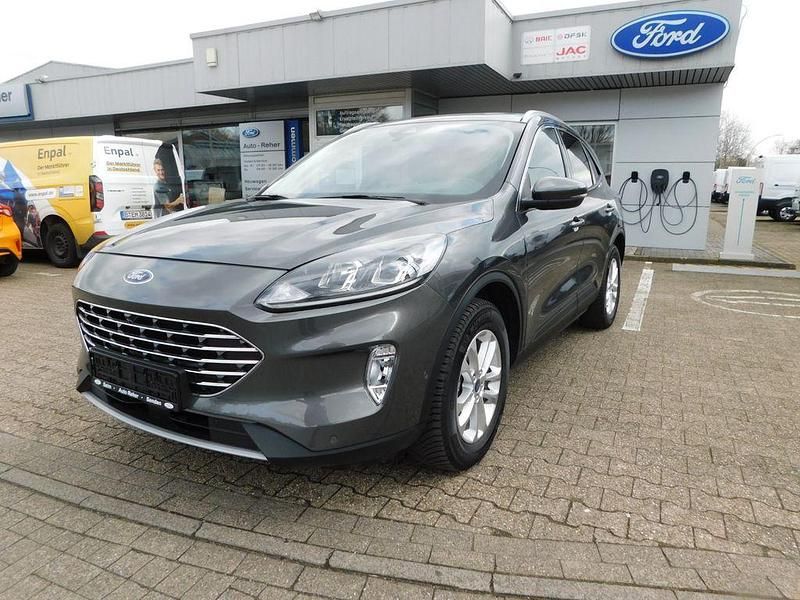 Gebraucht Ford Kuga Titanium 120 PS (88 kW) 2024 Grau SUV