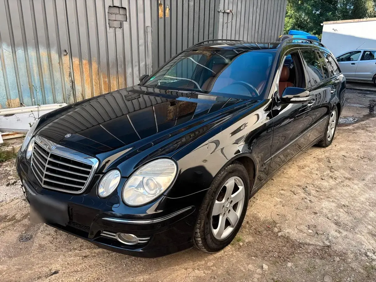 Gebraucht Mercedes E220 Avantgarde 150 PS (110 kW) 2008 Schwarz Kombi