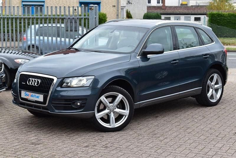 Grau Gebraucht 2008 Audi Q5 Comfort SUV | 7.990 € (Guter Preis) - Bild 1/4