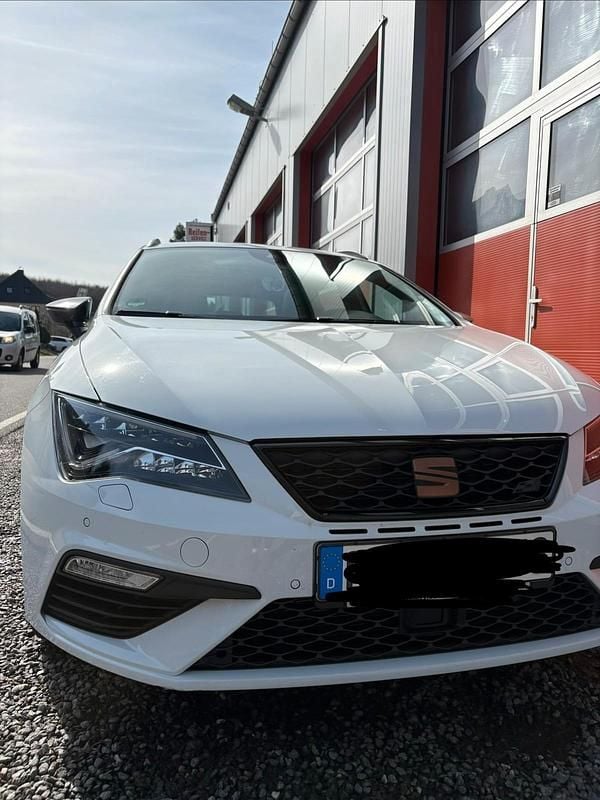 Gebraucht Cupra Leon 300 PS (220 kW) 2018 Weiß Kombi