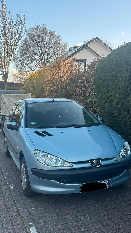 Gebraucht Peugeot 206 75 PS (55 kW) 2005 Silber Kleinwagen