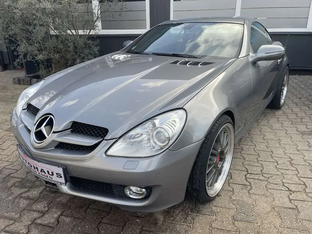 Gebraucht Mercedes SLK350 305 PS (224 kW) 2009 Palladiumsilber  metalliclack Cabrio
