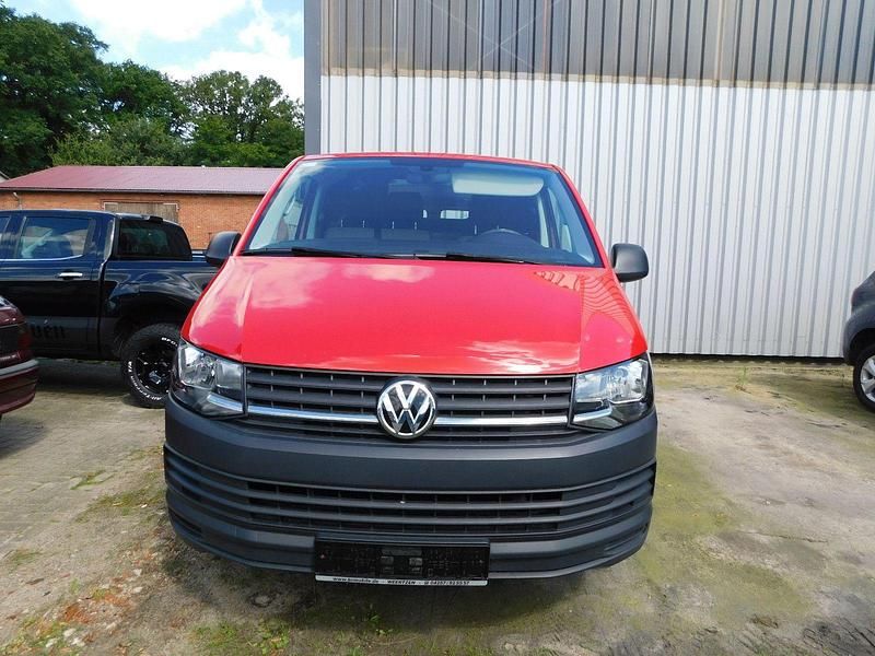 Gebraucht VW T6 102 PS (75 kW) 2017 Tornadorot Van