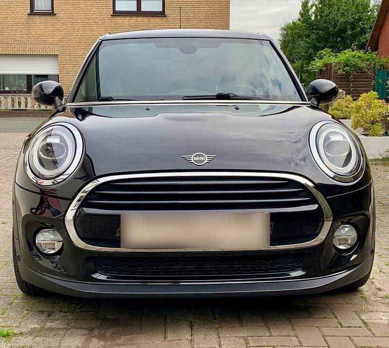 Gebraucht Mini Cooper 136 PS (100 kW) 2018 Schwarz Kleinwagen