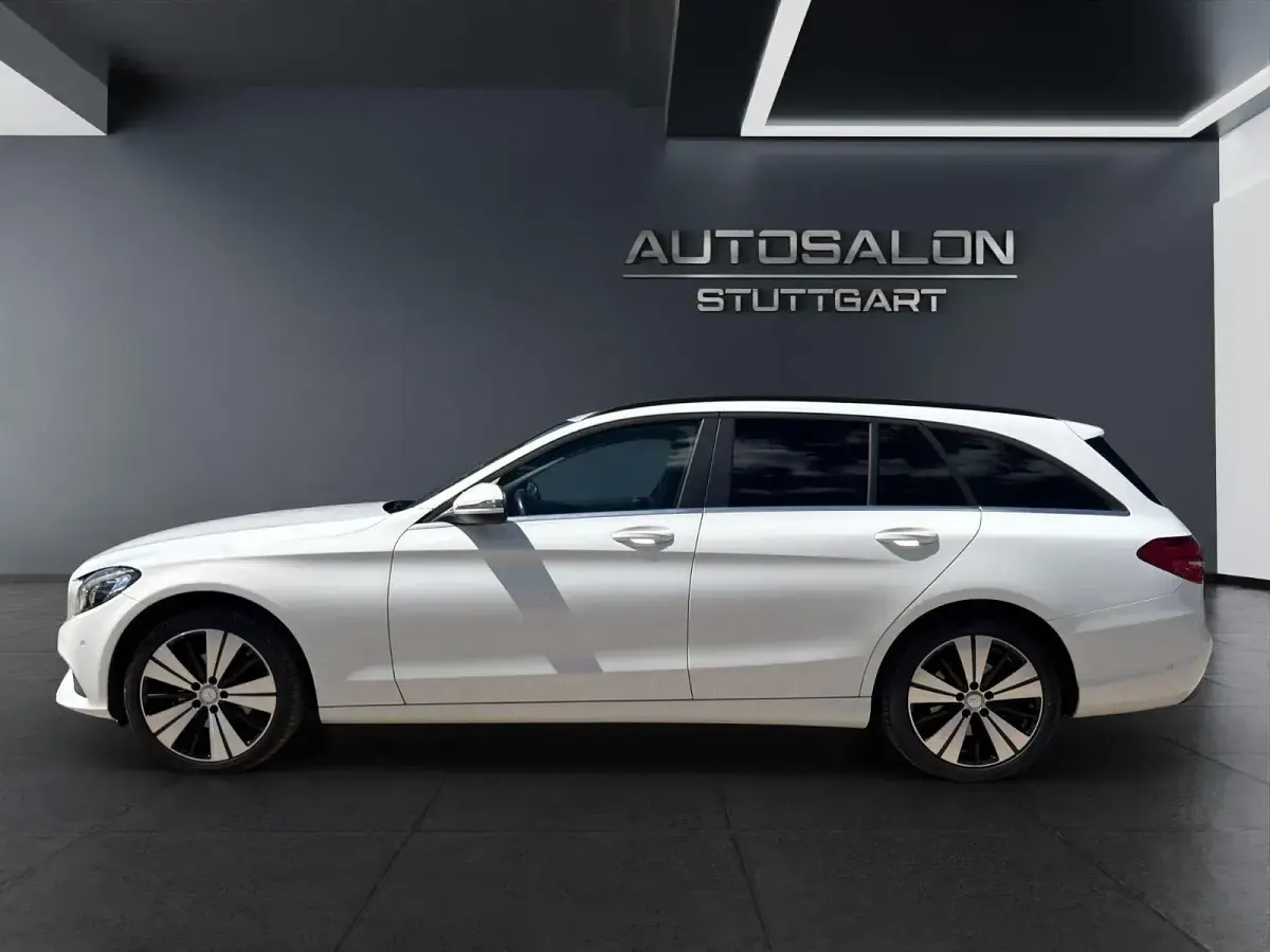 Gebraucht Mercedes C180 116 PS (85 kW) 2016 Weiß Limousine