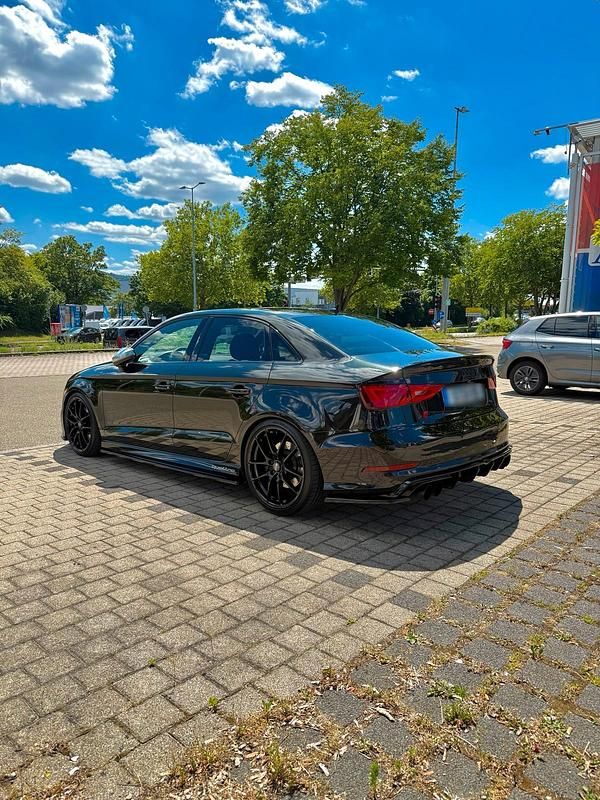 Gebraucht Audi S3 Comfort 300 PS (220 kW) 2015 Schwarz Limousine