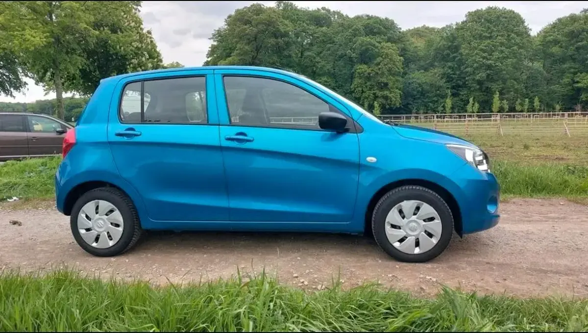 Gebraucht Suzuki Celerio 68 PS (50 kW) 2015 Blau Kleinwagen