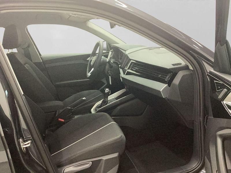 Gebraucht Audi A1 Sportback Advanced 95 PS (69 kW) 2025 Grau Kleinwagen