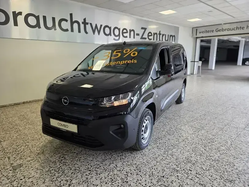 Neu Opel Combo Basis 131 PS (96 kW) 2026 Schwarz Van / Kleinbus