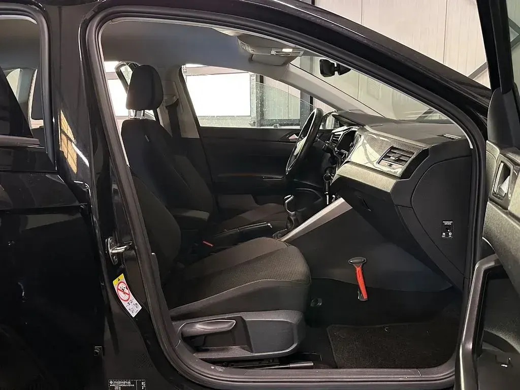 Gebraucht VW Polo Business 95 PS (69 kW) 2022 Schwarz Kleinwagen