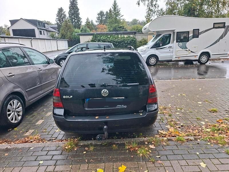 Schwarz Gebraucht 2002 VW Golf IV Kombi | 3.600 € - Bild 1/4