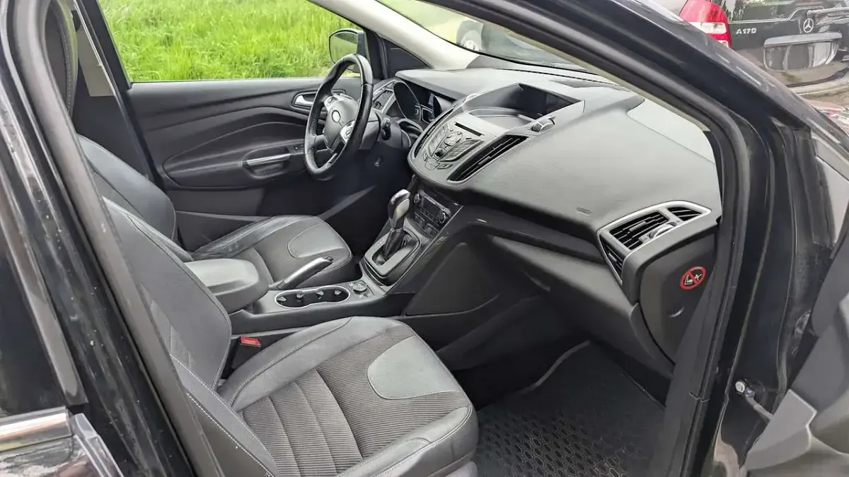 Gebraucht Ford Kuga Trend 163 PS (119 kW) 2014 SUV
