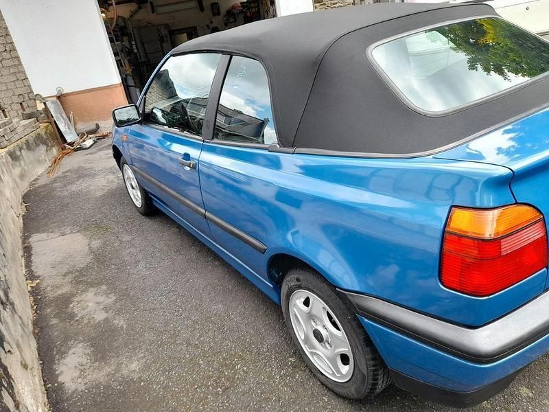 Gebraucht VW Golf Cabriolet 75 PS (55 kW) 1994 Blau Cabrio