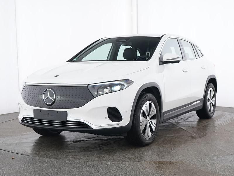 Weiß Gebraucht 2024 Mercedes EQA350 SUV | 34.590 € (Superpreis) - Bild 1/3