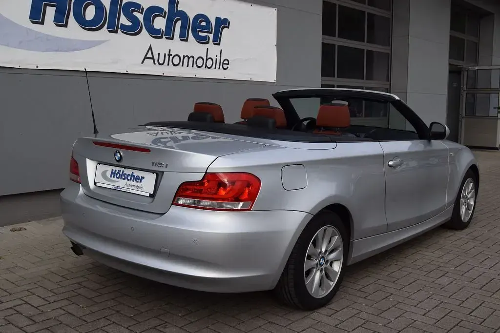 Gebraucht BMW 118 Cabriolet Performance 143 PS (105 kW) 2013 Silber Cabrio