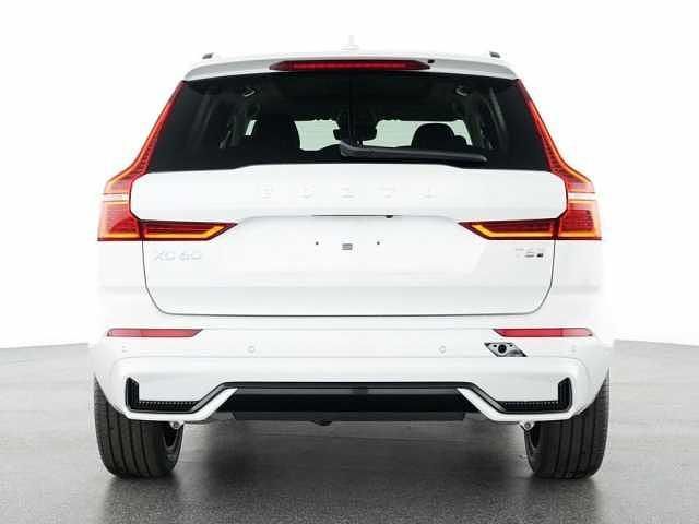 Gebraucht Volvo XC60 Plus 257 PS (189 kW) 2025 Crystal white SUV