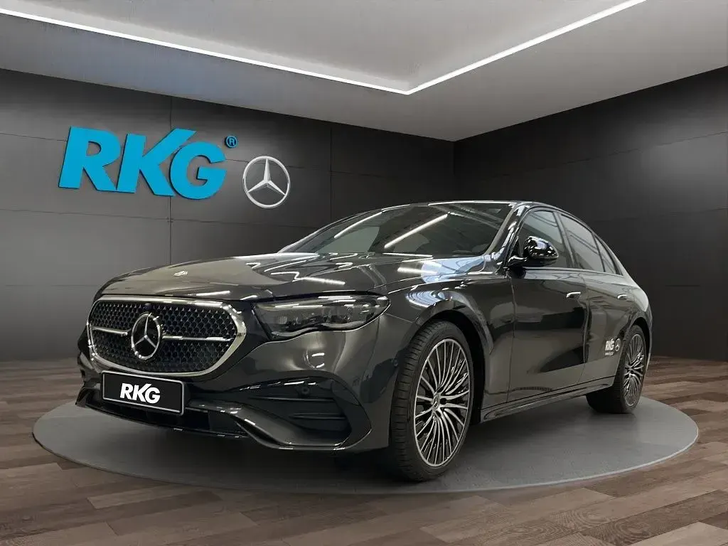 Gebraucht Mercedes E220 AMG 197 PS (144 kW) 2026 Grau Limousine