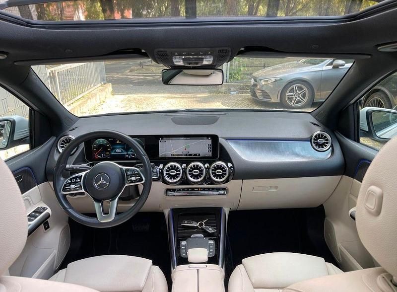 Gebraucht Mercedes B220 190 PS (139 kW) 2020 Weiß Van / Kleinbus