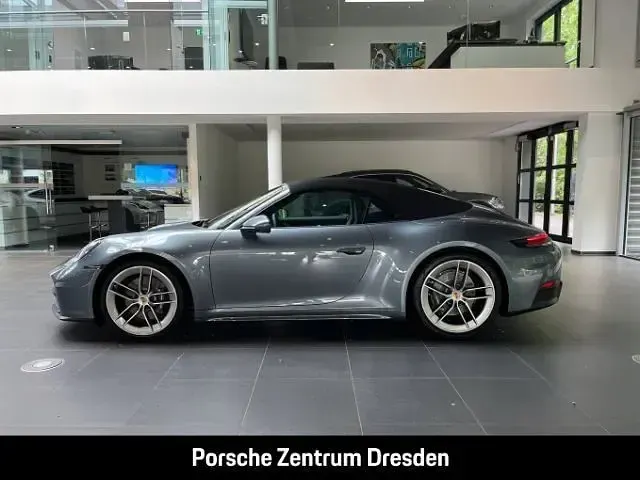 Neu Porsche 911 Carrera Cabriolet 394 PS (289 kW) 2026 Vanadiumgraumetallic Cabrio