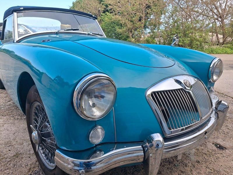 Second-hand MG MGA 72 CP (52 kW) 1956 Albastru Cabrio