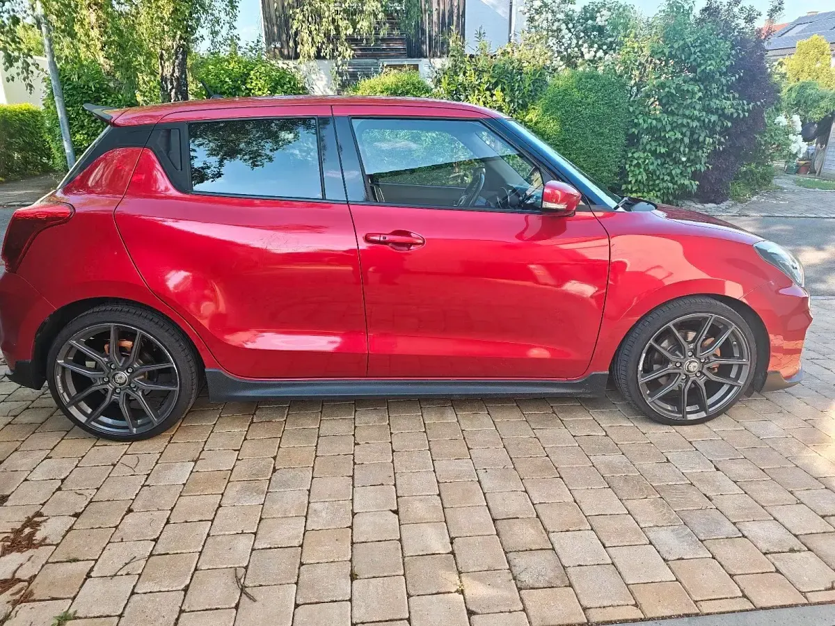 Gebraucht Suzuki Swift Sport 140 PS (102 kW) 2019 Rot Kleinwagen