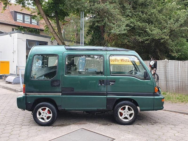 Gebraucht Subaru Libero 54 PS (39 kW) 1998 Grün Van / Kleinbus
