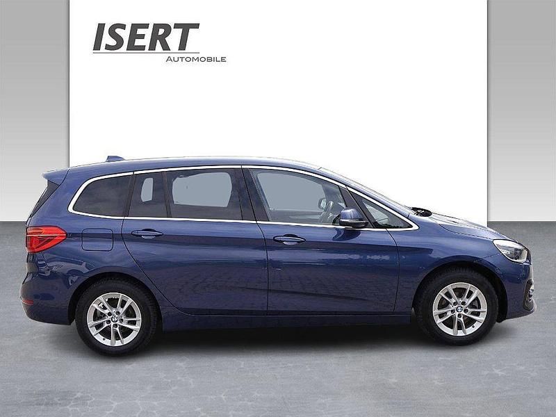 Gebraucht BMW 218 Gran Tourer Luxury Line 136 PS (100 kW) 2023 Blau Van / Kleinbus