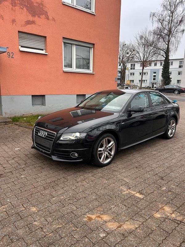 Grün Gebraucht 2012 Audi A4 Limousine | 6.666 € (Superpreis) - Bild 1/4