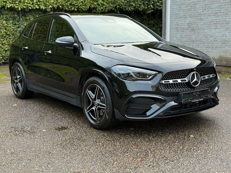 Gebraucht Mercedes GLA220 AMG 190 PS (139 kW) 2025 Schwarz SUV