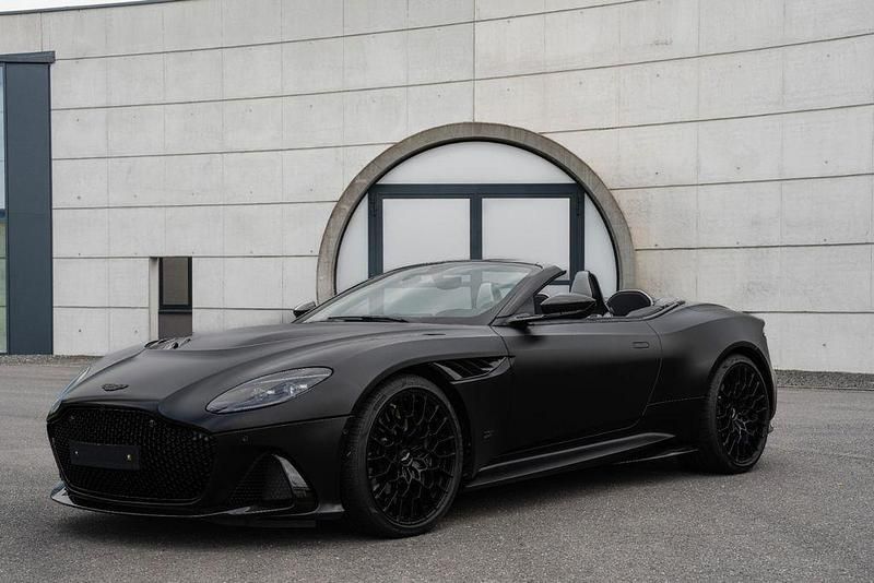 Gebraucht Aston Martin DBS 770 PS (566 kW) 2024 Schwarz Cabrio