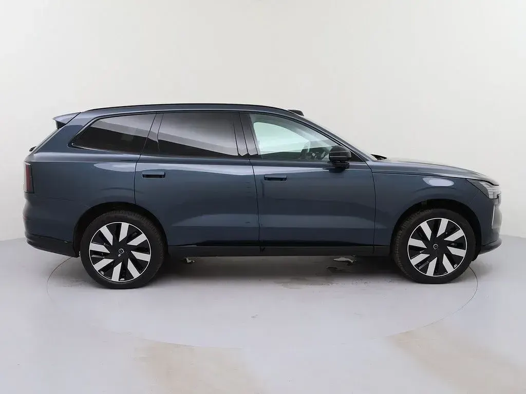 Gebraucht Volvo EX90 Plus 300 kW (408 PS) 2025 Blau SUV