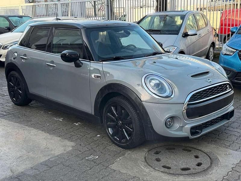 Moonwalk grey Gebraucht 2020 Mini Cooper S Chili Kleinwagen | 19.600 € (Guter Preis) - Bild 1/4