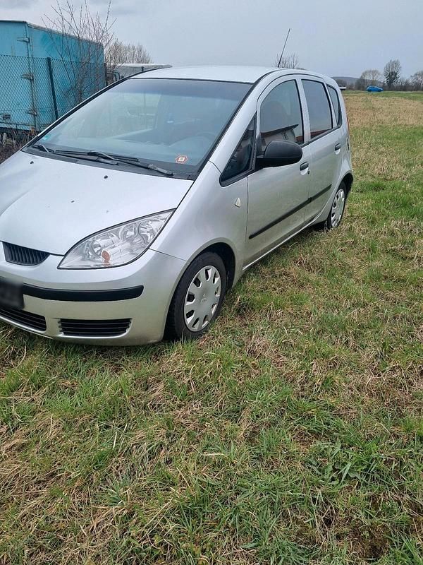 Gebraucht Mitsubishi Colt 95 PS (69 kW) 2005 Silber Kleinwagen