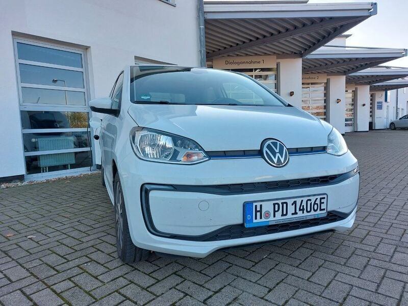 Weiß Gebraucht 2022 VW e-up! Style Kleinwagen | 15.890 € (Fairer Preis) - Bild 1/4