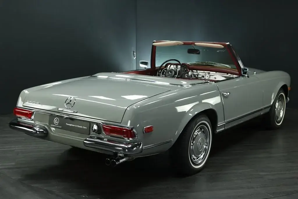 Gebraucht Mercedes 250 150 PS (110 kW) 1968 Arabergrau 124 Cabrio