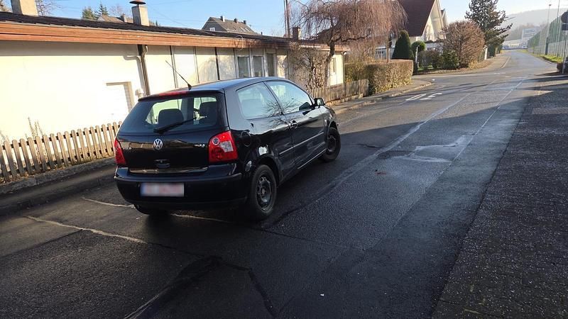 Gebraucht VW Polo 60 PS (44 kW) 2002 Schwarz Kleinwagen