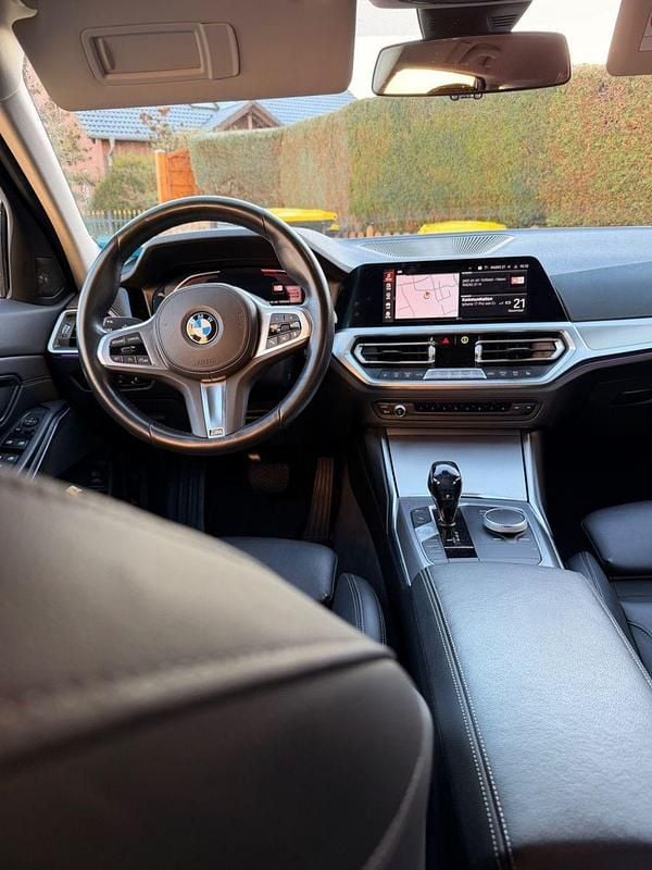 Gebraucht BMW 320 Shadowline 190 PS (139 kW) 2020 Schwarz Kombi