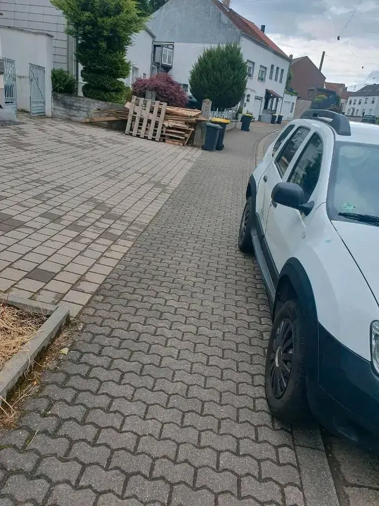 Gebraucht Dacia Duster 105 PS (77 kW) 2012 Weiß SUV
