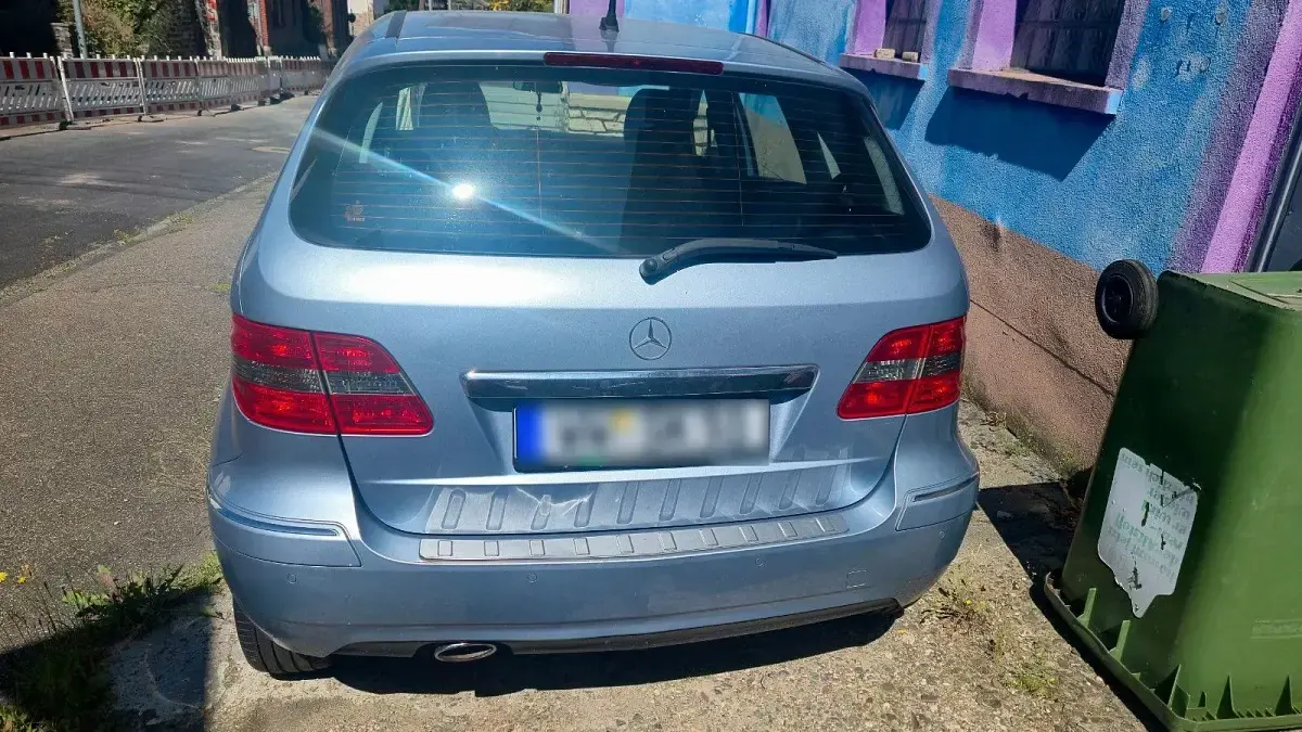 Gebraucht Mercedes B200 140 PS (102 kW) 2010 Van / Kleinbus