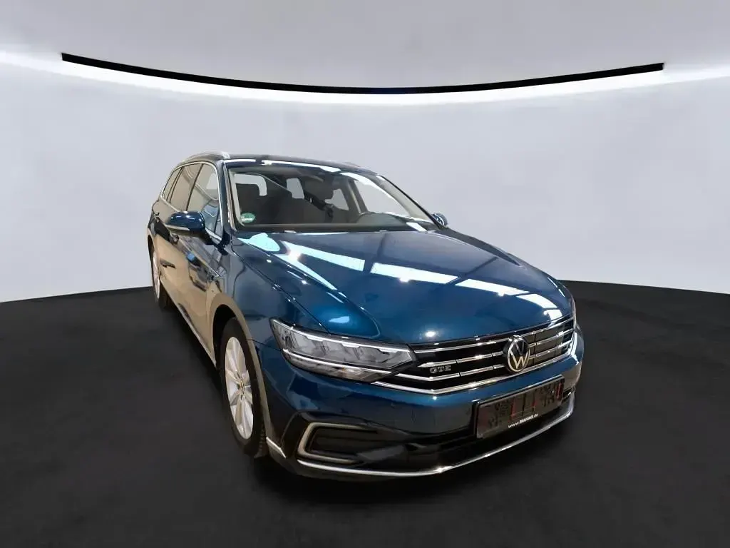 Gebraucht VW Passat GTE 218 PS (160 kW) 2022 Blau Kombi