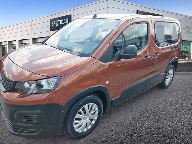 Braun Gebraucht 2022 Peugeot Rifter Active Van / Kleinbus | 21.290 € (Fairer Preis) - Bild 1/3