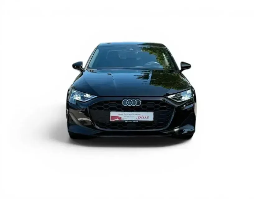 Gebraucht Audi A3 Ambiente 150 PS (110 kW) 2025 Mythosschwarz metallic Limousine