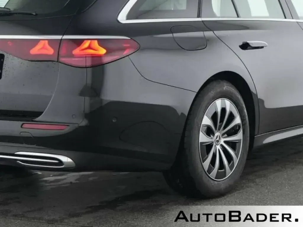 Gebraucht Mercedes 200 Avantgarde 204 PS (150 kW) 2024 197 lack obsidianschwarz (metallic) Kombi