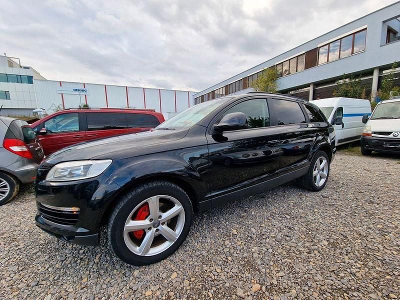 Schwarz Gebraucht 2006 Audi Q7 Advanced SUV | 5.990 € (Fairer Preis) - Bild 1/4