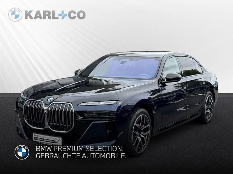 Blau Gebraucht 2024 BMW 740 Executive Limousine | 111.890 € - Bild 1/4