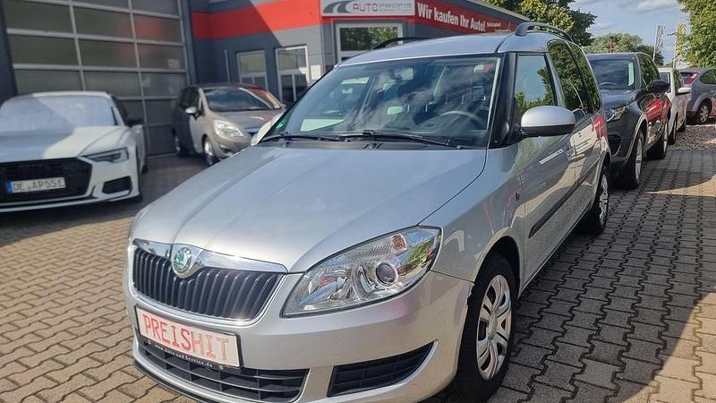 Gebraucht Skoda Roomster Plus Edition 69 PS (50 kW) 2013 Silber Van / Kleinbus