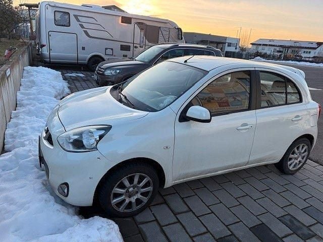 Gebraucht Nissan Micra Acenta 98 PS (72 kW) 2014 Weiß Kleinwagen