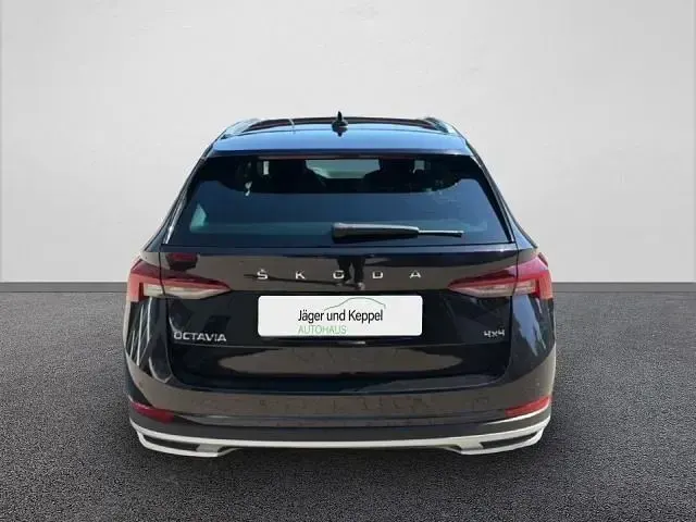Gebraucht Skoda Octavia Scout 200 PS (147 kW) 2023 Schwarz Kombi