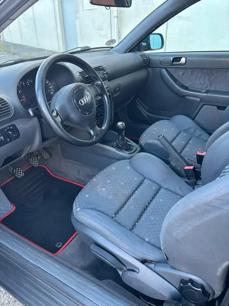 Gebraucht Audi A3 101 PS (74 kW) 1997 Schwarz Kleinwagen