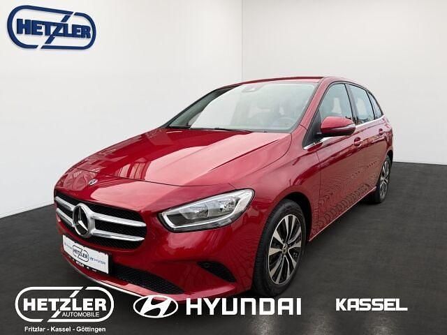 Patagonienrot metalliclack Gebraucht 2022 Mercedes B250e Van / Kleinbus | 28.950 € (Fairer Preis) - Bild 1/4